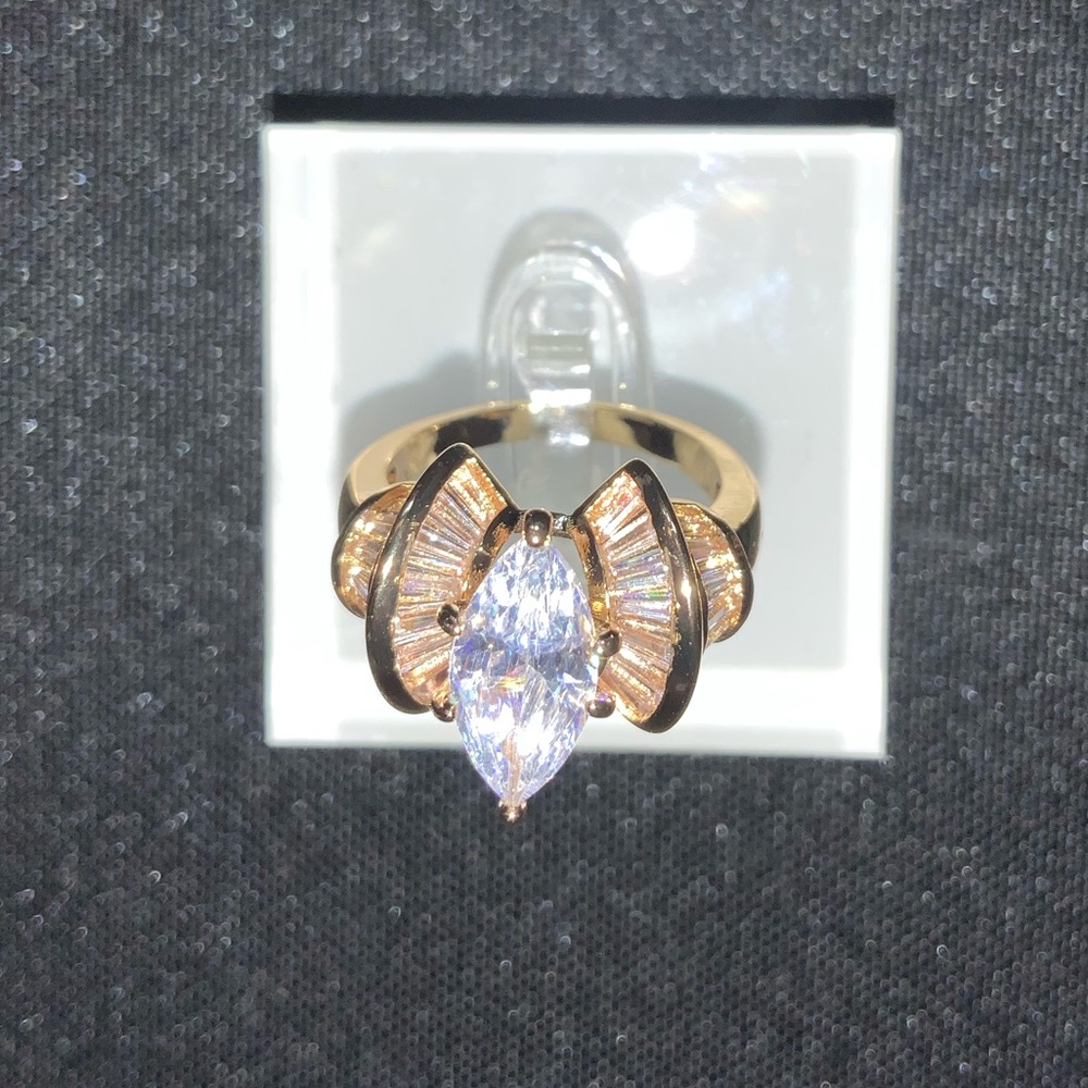 2.5ct Marquise Cut Ring - Picture 6 of 9